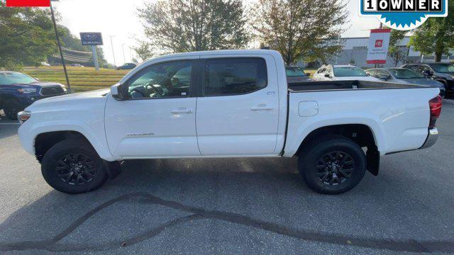 Photo of 2022 White Toyota Tacoma