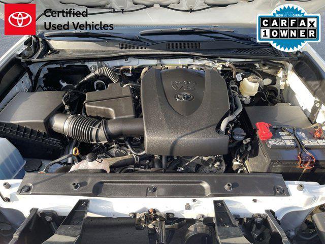Photo of 2022 White Toyota Tacoma