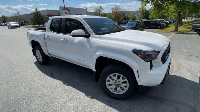 Photo of 2025 Ice Cap Toyota Tacoma