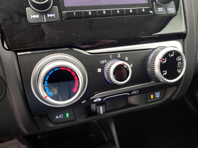 Photo of 2018 Blue Honda Fit