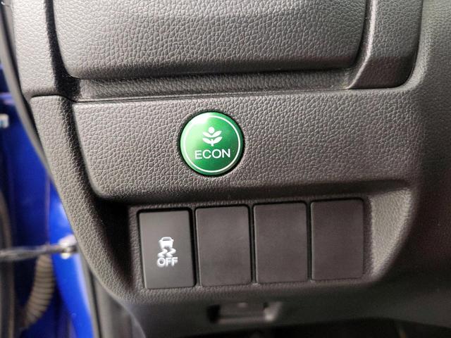 Photo of 2018 Blue Honda Fit