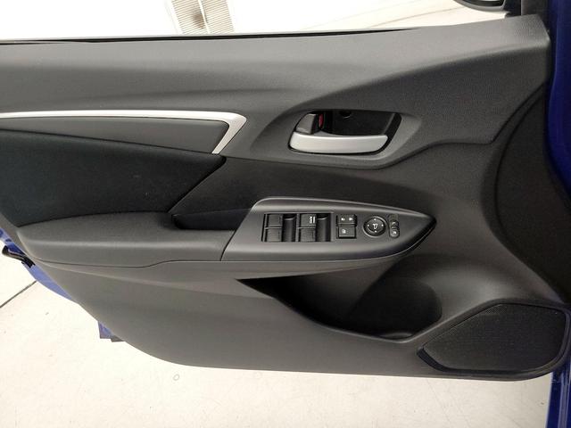 Photo of 2018 Blue Honda Fit