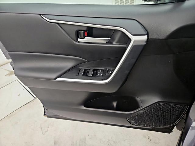 Photo of 2025 Gray Toyota RAV4
