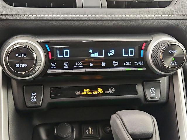 Photo of 2025 Gray Toyota RAV4
