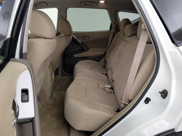 Photo of 2014 White Nissan Murano