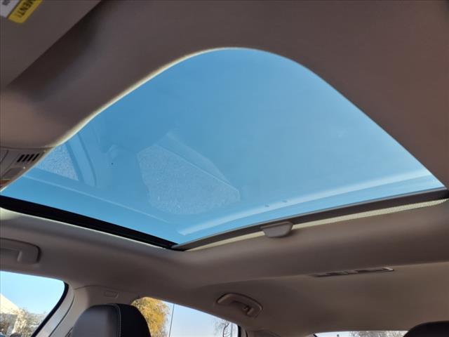 Photo of 2025 Opal White Pearl Volkswagen Jetta