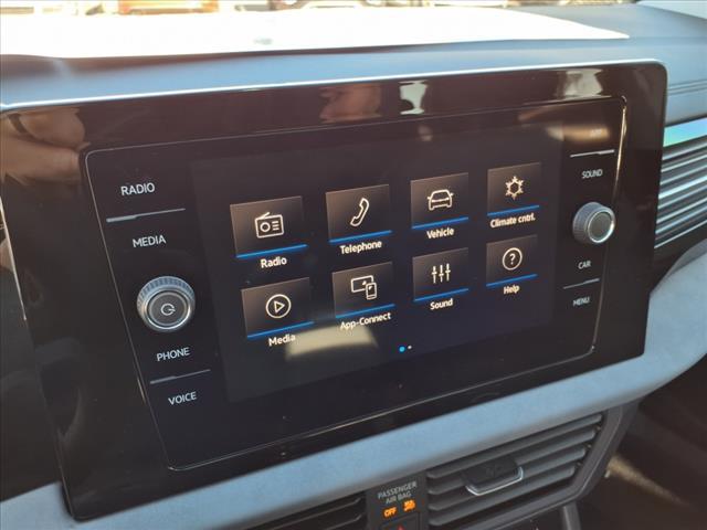 Photo of 2025 Opal White Pearl Volkswagen Jetta