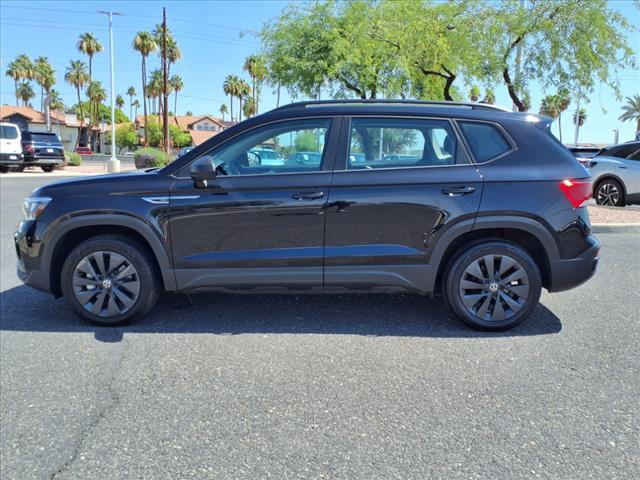 Photo of 2022 Deep Black Pearl Volkswagen Taos