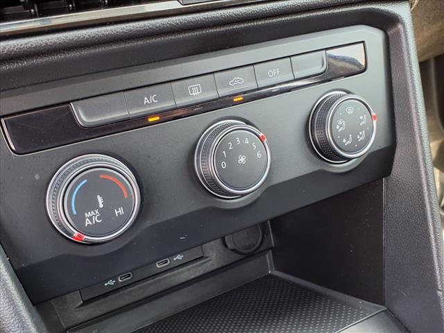 Photo of 2022 Deep Black Pearl Volkswagen Taos