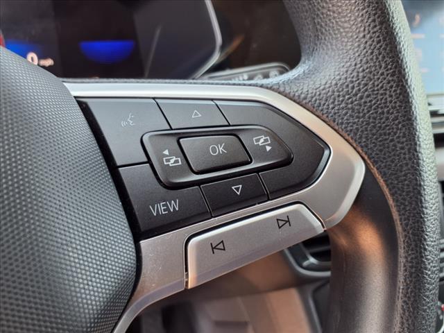 Photo of 2022 Deep Black Pearl Volkswagen Taos