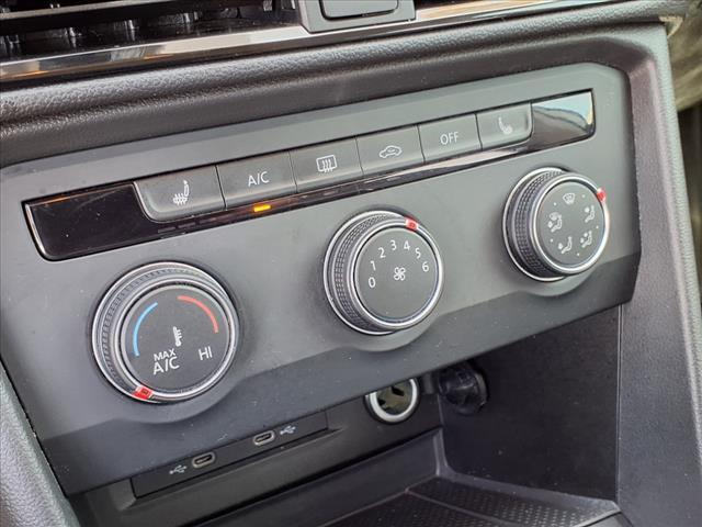 Photo of 2022 White Volkswagen Taos
