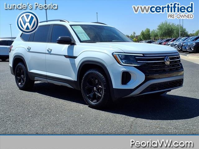 Photo of 2025 Pure White Volkswagen Atlas