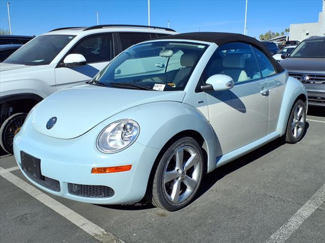 2010 Volkswagen New Beetle