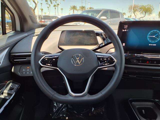 Photo of 2023 White Volkswagen ID.4