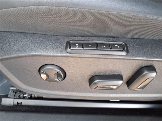 Photo of 2021 Scale Silver Metallic Volkswagen ID.4