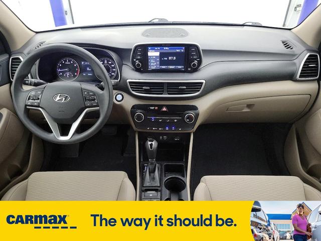 Photo of 2020 White Hyundai TUCSON