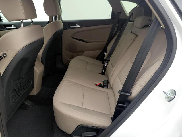 Photo of 2020 White Hyundai TUCSON