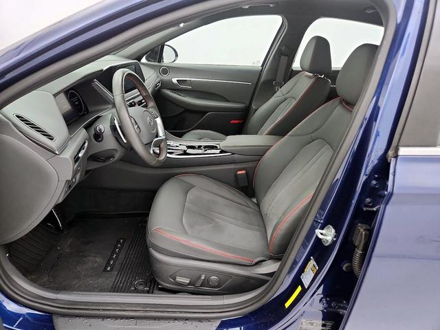 Photo of 2021 Blue Hyundai SONATA