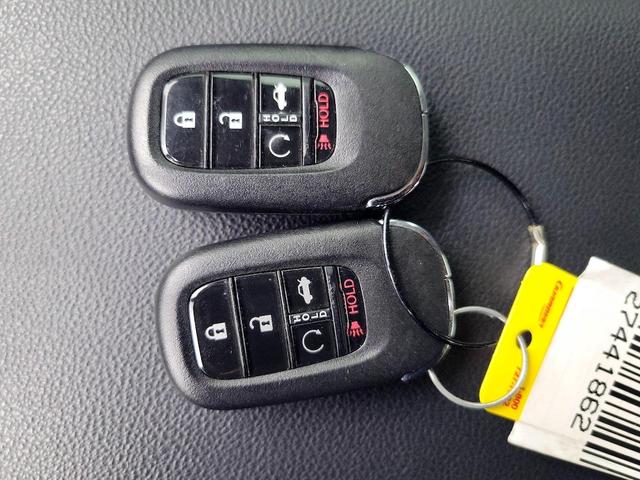 Photo of 2022 Gray Honda Civic