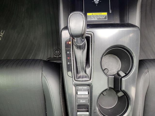 Photo of 2022 Gray Honda Civic