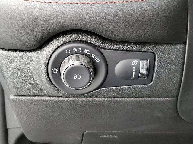 Photo of 2023 Gray Dodge Durango