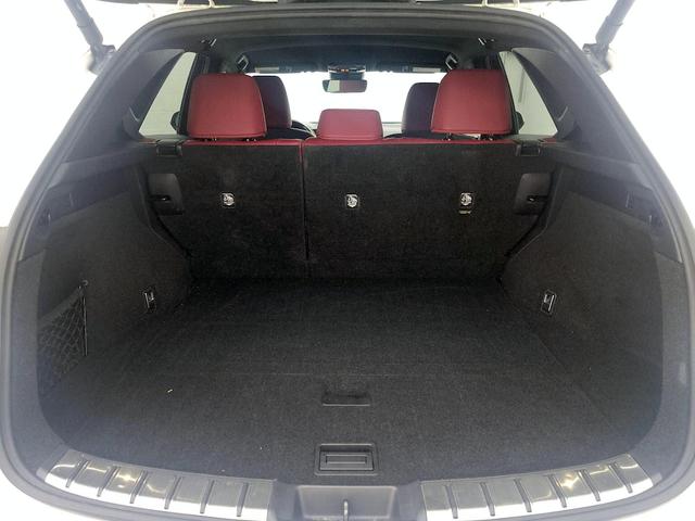 Photo of 2022 White Lexus NX 250