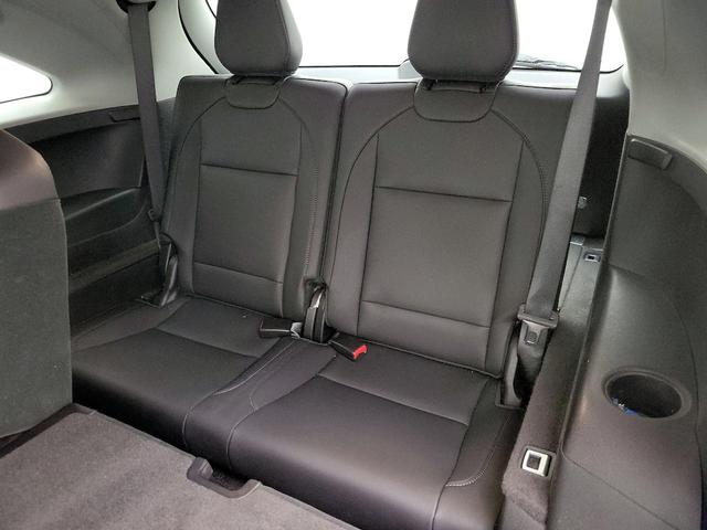 Photo of 2017 Black Acura MDX