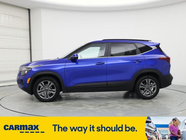 Photo of 2023 Blue Kia Seltos