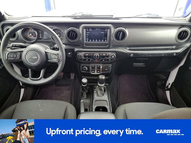 Photo of 2023 White Jeep Wrangler
