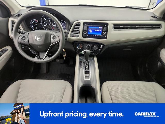 Photo of 2022 White Honda HR-V