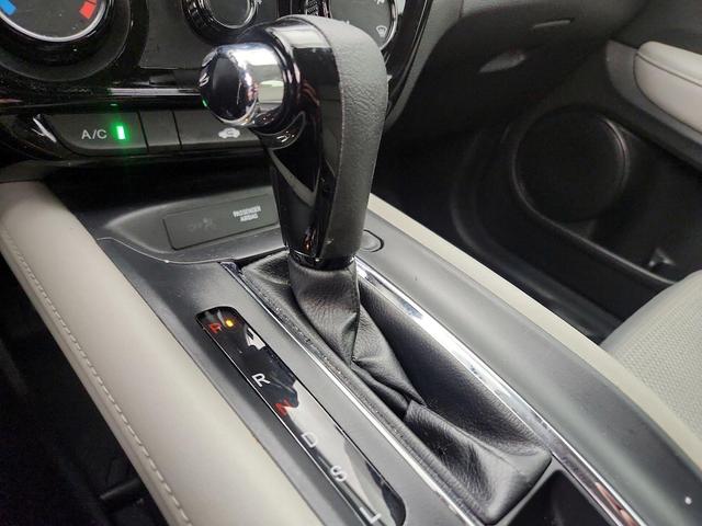 Photo of 2022 White Honda HR-V