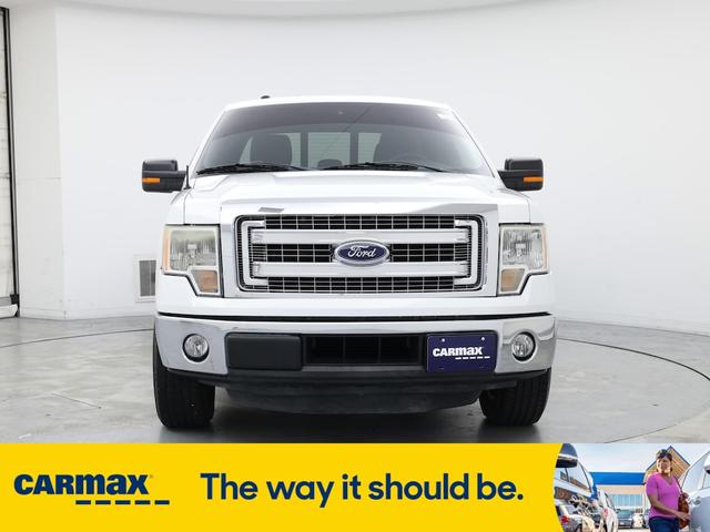 Photo of 2014 White Ford F-150