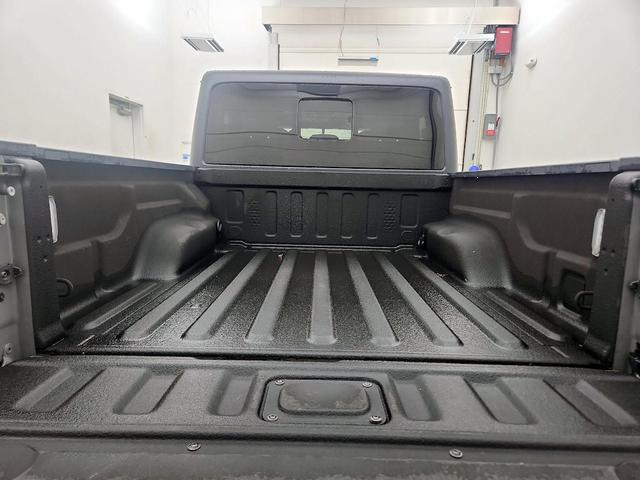 Photo of 2021 Gray Jeep Gladiator