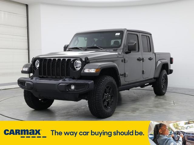 Photo of 2021 Gray Jeep Gladiator