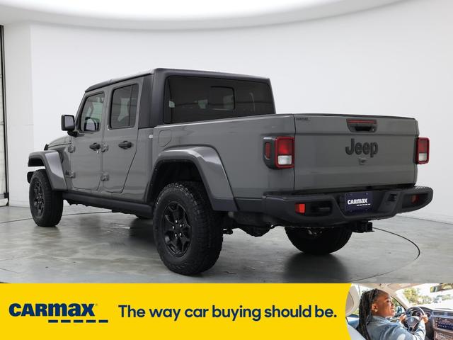 Photo of 2021 Gray Jeep Gladiator