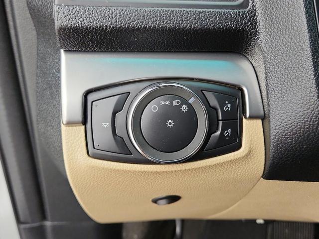 Photo of 2016 Silver Ford Explorer