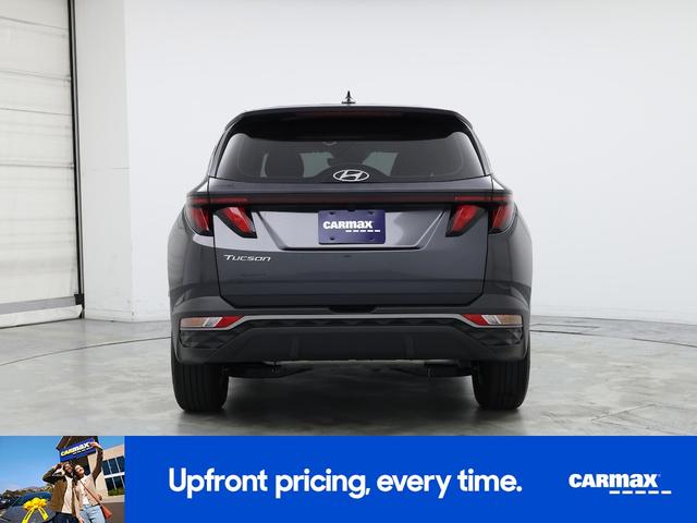 Photo of 2024 Gray Hyundai TUCSON