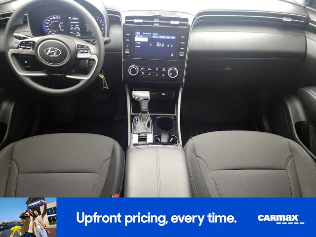 Photo of 2024 Gray Hyundai TUCSON