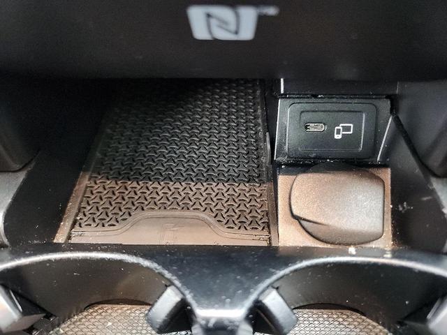 Photo of 2021 Black Mercedes-Benz E-Class