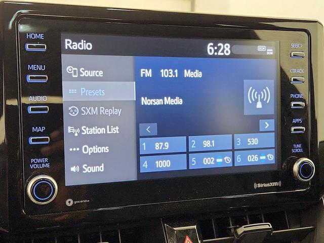 Photo of 2021 White Toyota Corolla