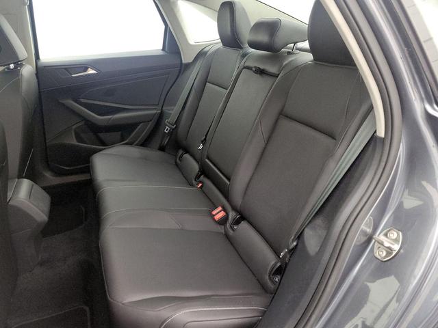 Photo of 2019 Gray Volkswagen Jetta
