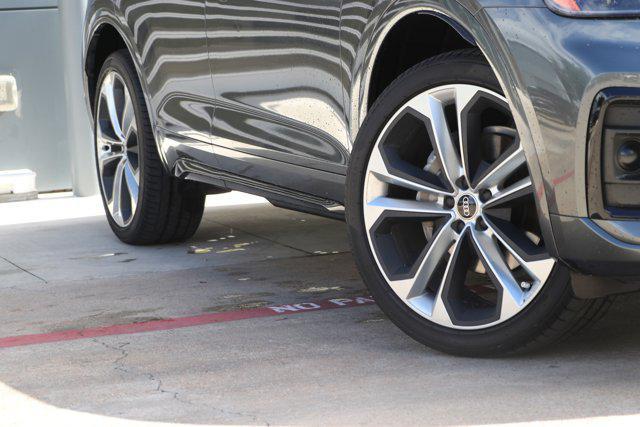 Photo of 2023 Daytona Gray Pearl Effect Audi Q5 Sportback