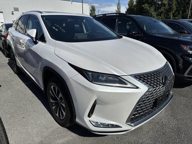 Photo of 2022 Eminent White Pearl Lexus RX 350
