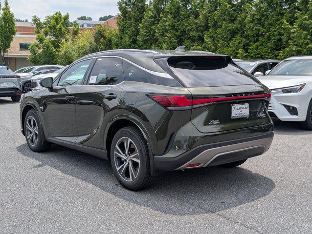 Photo of 2025 Nori Green Pearl Lexus RX 350