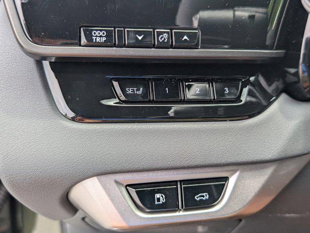 Photo of 2025 Nori Green Pearl Lexus RX 350
