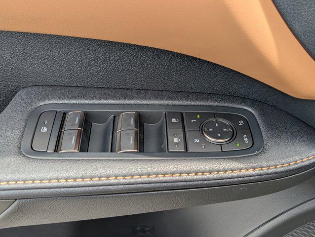 Photo of 2025 Nori Green Pearl Lexus RX 350