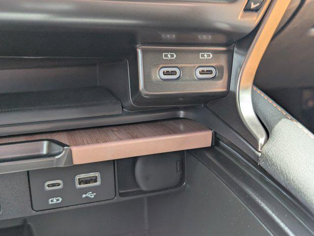Photo of 2025 Nori Green Pearl Lexus RX 350