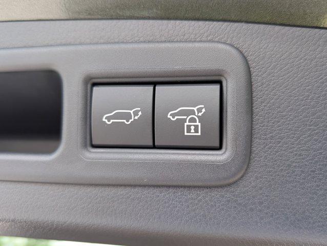 Photo of 2025 Nori Green Pearl Lexus RX 350