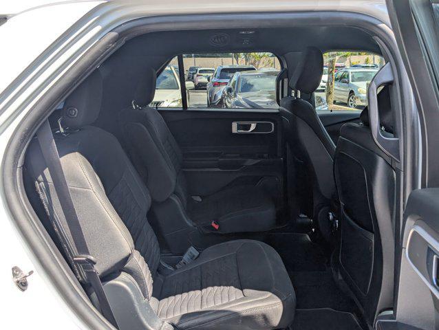 Photo of 2020 Oxford White Ford Explorer