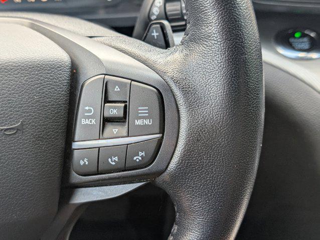 Photo of 2020 Oxford White Ford Explorer
